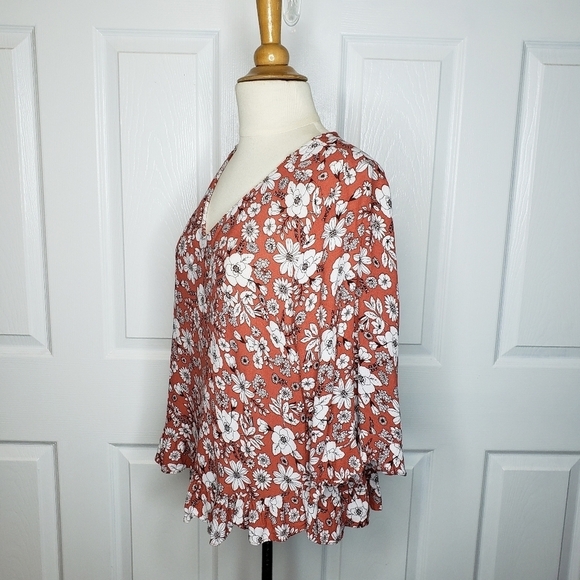 Cynthia Rowley V Neck Top M Ruffles Ditzy Floral Flutter Sleeves Viscose Prairie - Picture 3 of 10